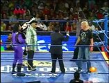 Lucha Libre AAA - Konnan traiciona al Zorro