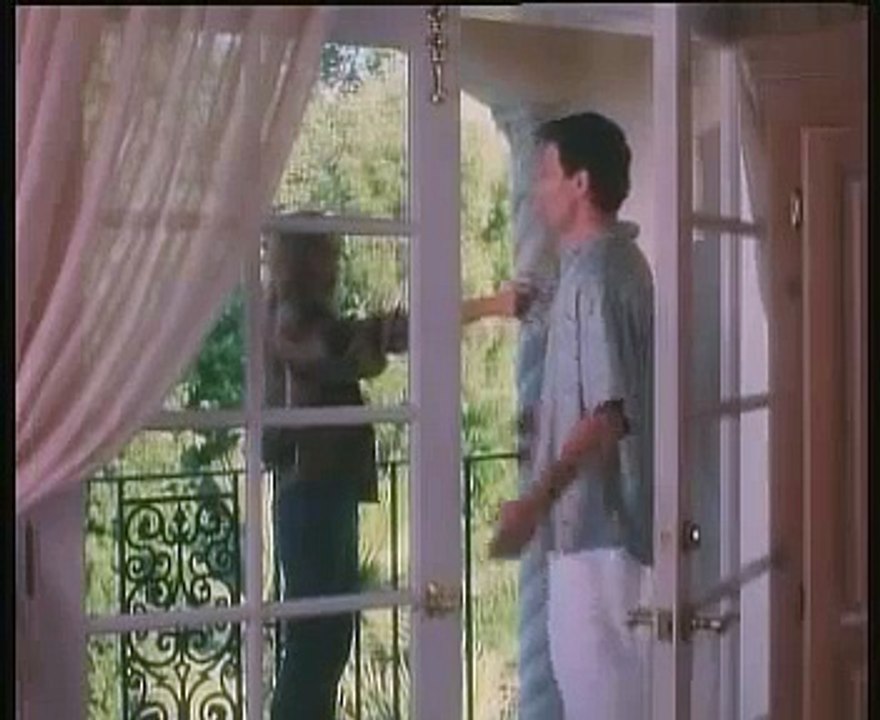 Cynthia Rothrock - Guardian Angel (1994) - Fight at the pool ...