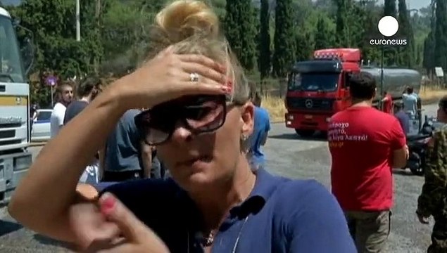 Grecia se quema: un muerto, centenares de evacuados y graves daños materiales