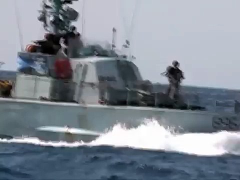 Israeli Navy shoots at Gaza fishermen and international volunteers