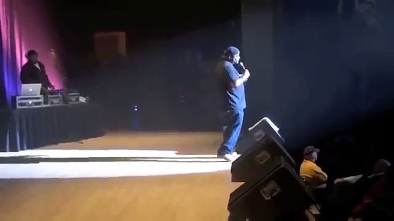 Aries Spears impressinate Notorious BIG and Method Man LL cool J snoop dogg DMX  and jay z