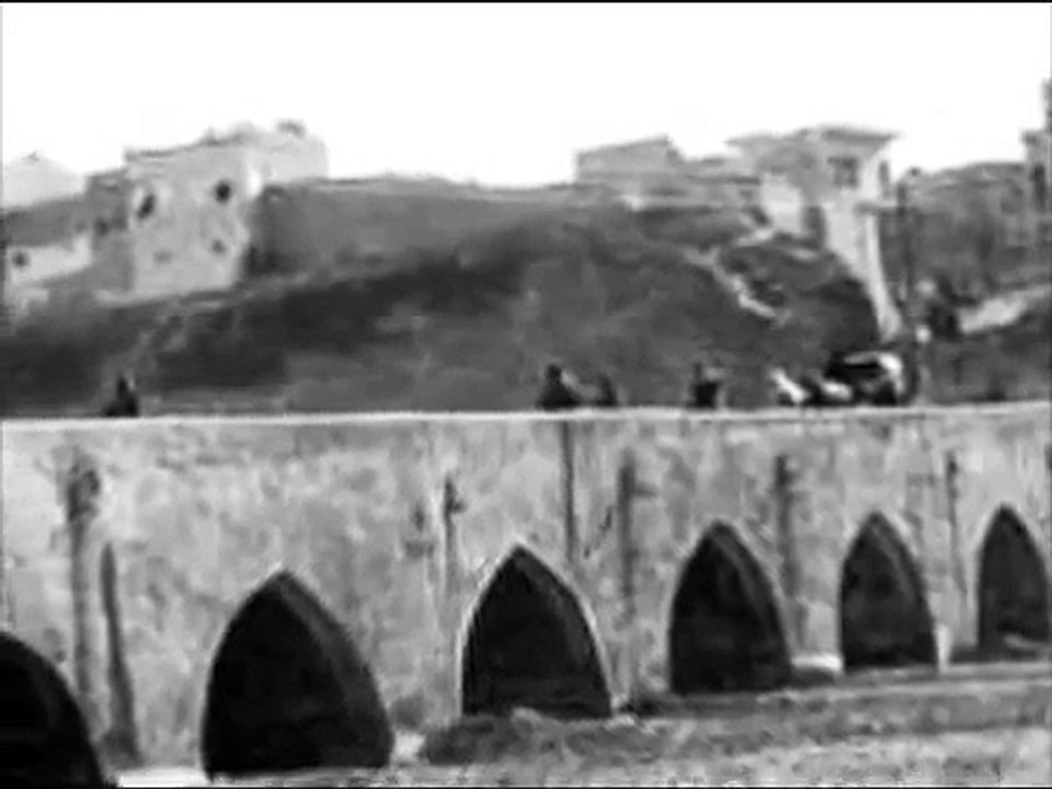 Kerkuk Turkusu Sinan Sait ve Nermine Memedova - Evlerinin ogu yonca