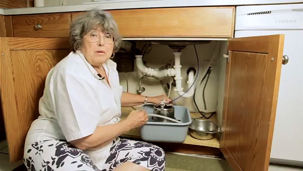 Changing the filter cartridge in your Multipure drinking water system