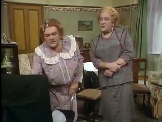 Les Dawson & Roy Barraclough - Cissy and Ada and the baby