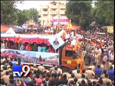 Procession comprising decorated trucks leaving from Jamalpur - Tv9 Gujarati