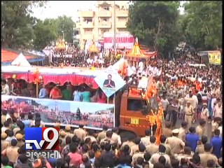 Procession comprising decorated trucks leaving from Jamalpur - Tv9 Gujarati