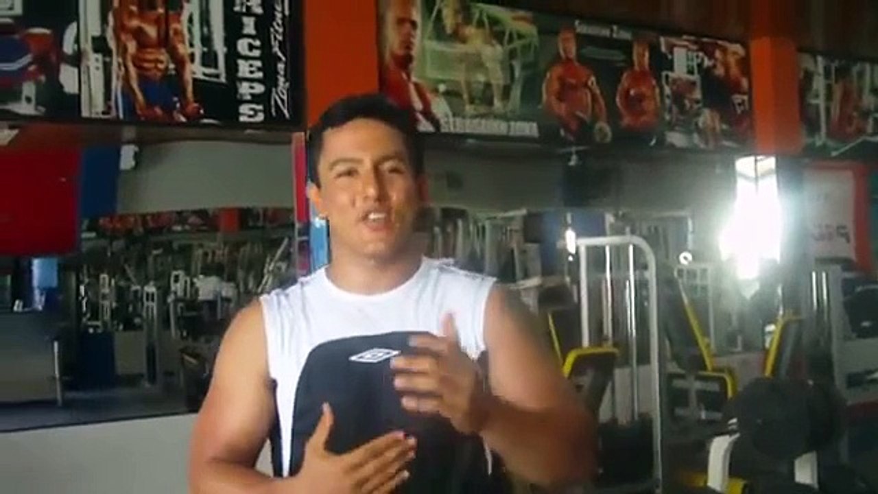 Como Sacar Espalda. Dos Ejercicios De Espalda: Como Hacer Dominadas Y Con Polea, Para Una Espalda V