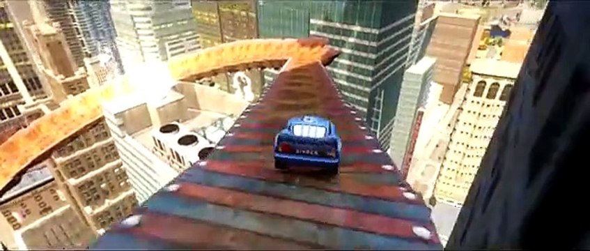 Disney Pixar Cars Lightning McQueen & DINOCO having fun with a Custom Cars Macuin! Flash Mcqueen