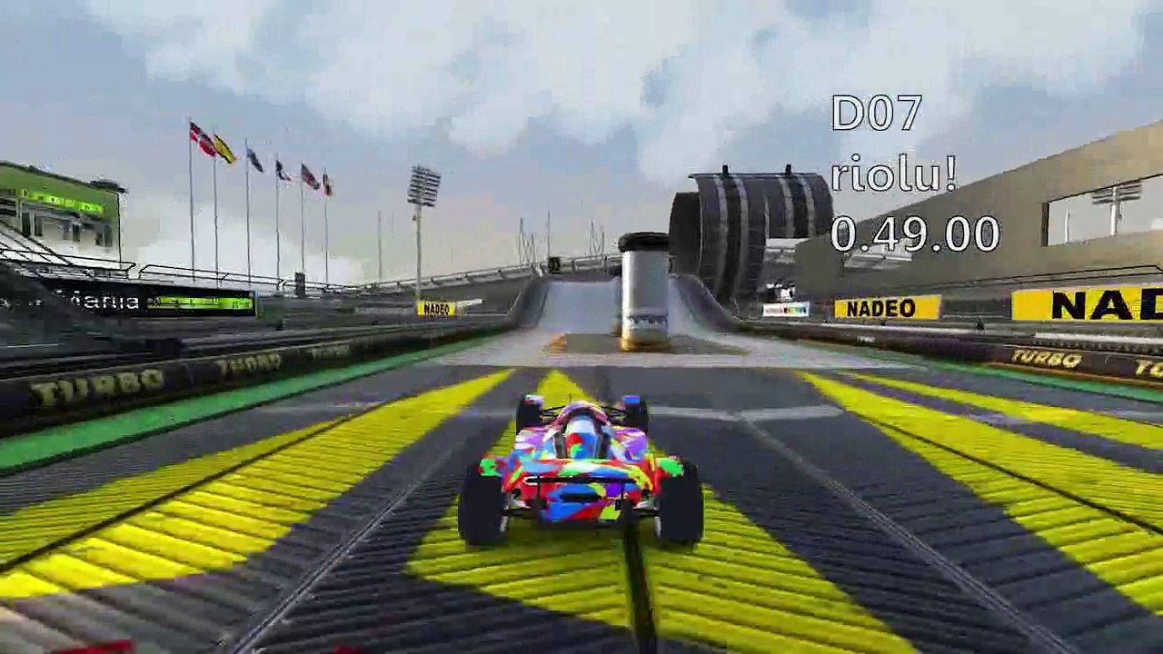 Trackmania nation forever - World record - Red tracks Feb 2015