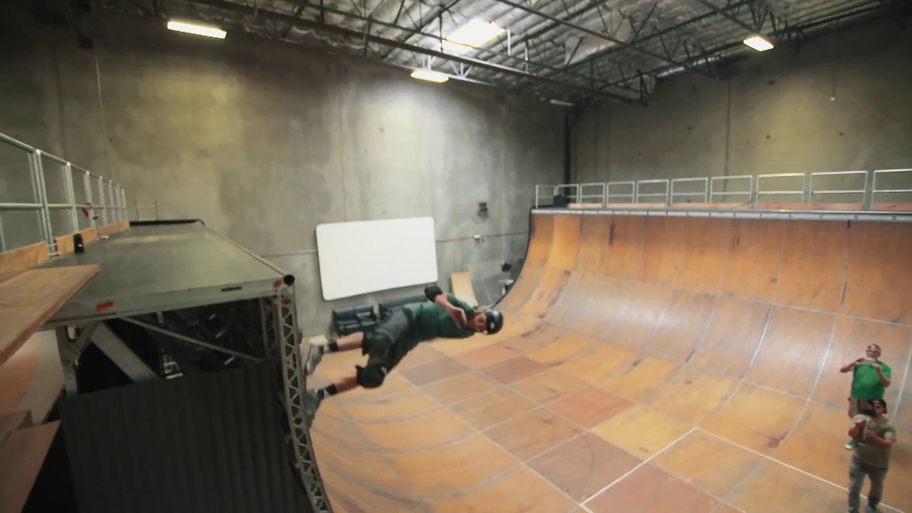 Tony Hawk tests a skateboard made of cardboard in his giant ramp!