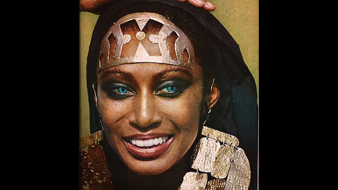 TRIBUTE TO DONYALE LUNA