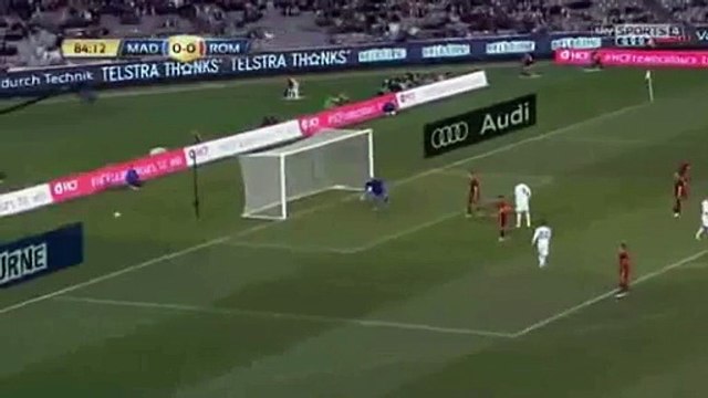 Morgan de Sanctis amazing double Saves | Real Madrid vs AS Roma