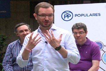 PP dice que la expresión del Rey al saludar a Mas "lo dice todo"
