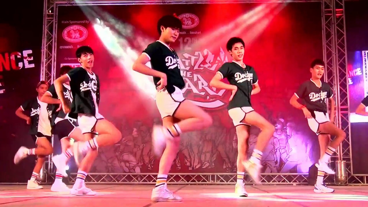 "Boy's Angelica" cover "Short Hair+Heart Attack" (AOA) @ "Battle Of The Year Thailand 2015"