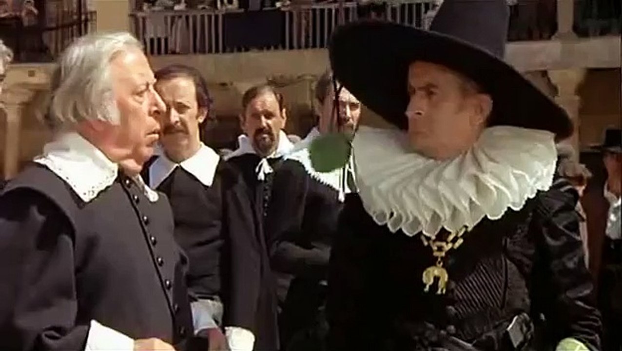 C'est normal, les riches c'est fait pour être très riches et pauvres très pauvres !