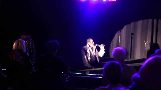 Danny Frasier sings 'SUSPICIOUS MINDS' at Sheffield Remember