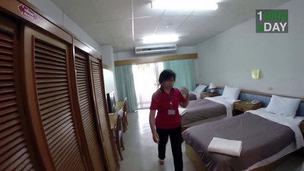 700 Year Stadium Hotel (Thai Fruit Fest)   1MINaDAY