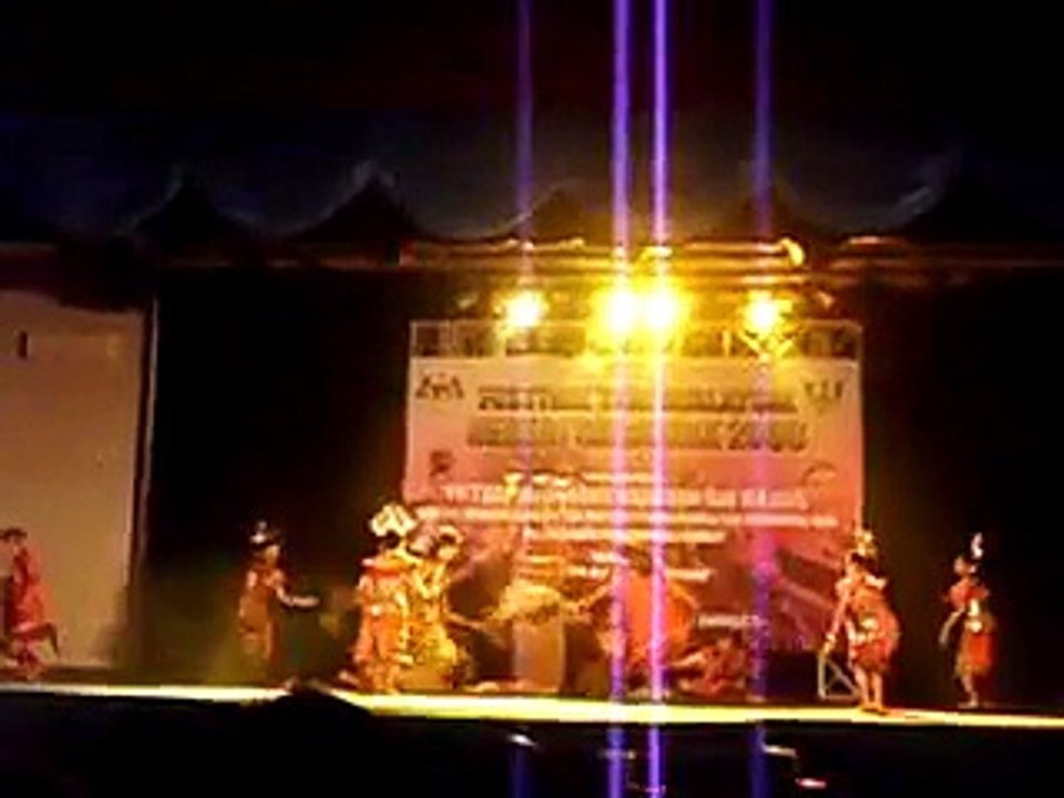 NGAJAT PANGAU LIBAU