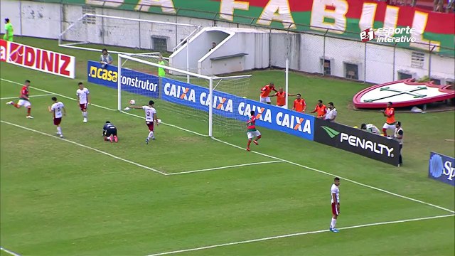 Dieguinho cruza e Jonathan amplia para a Portuguesa