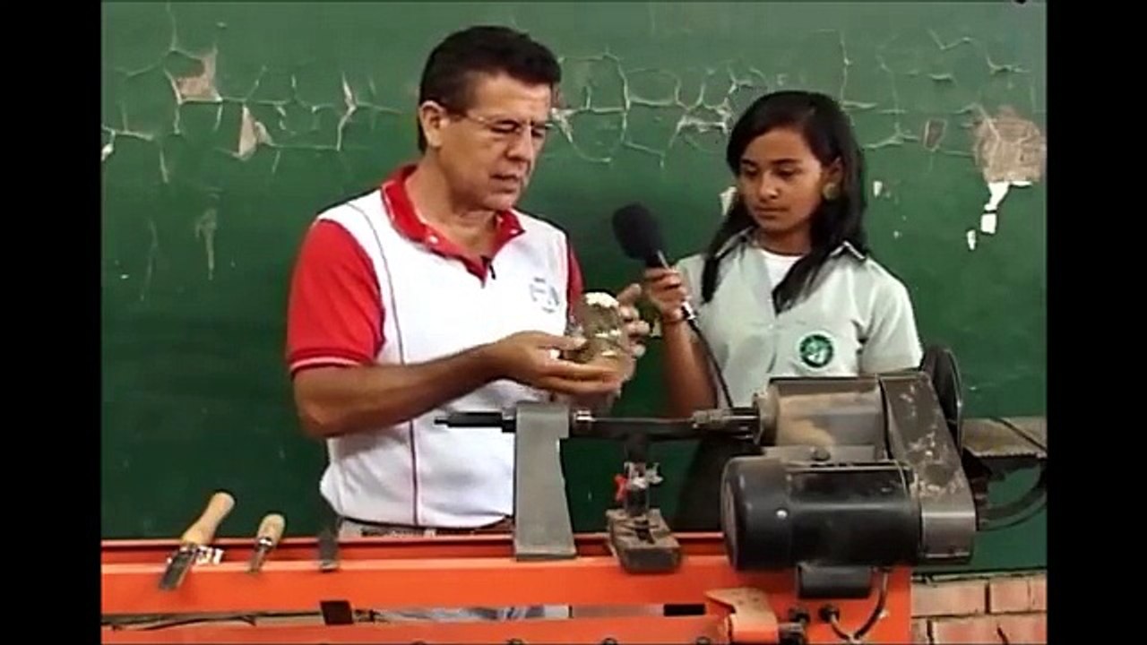 ITIS Socorro - Taller de ebanistería, como hacer un Trompo