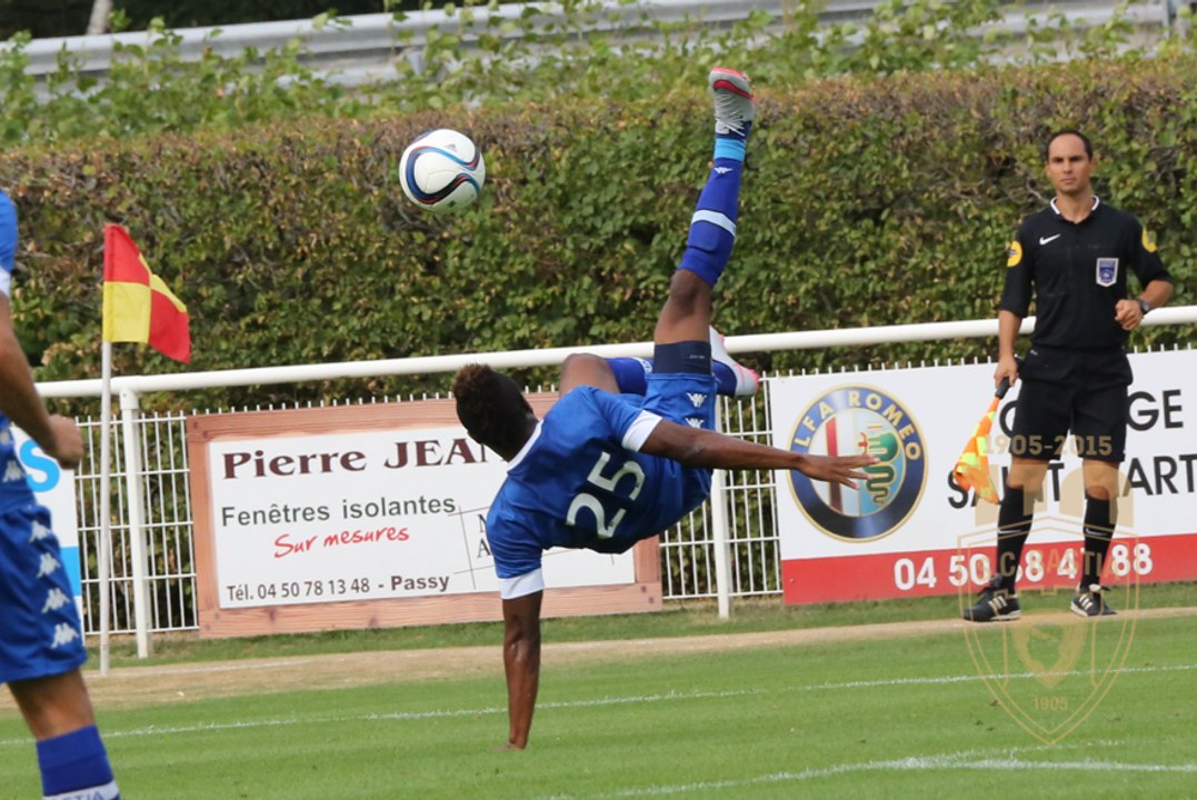 Bastia 1-0 Genève : le but de François Kamano