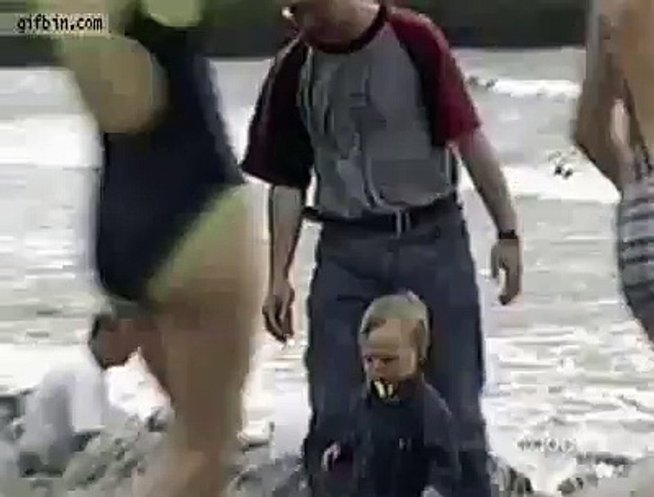 Kid follows women Clip