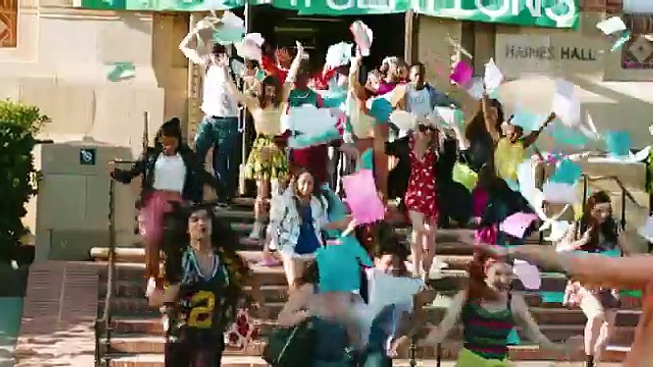 Jessica - Flashlight (From _Pitch Perfect