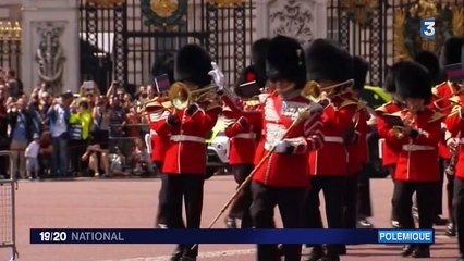 Angleterre : la reine Elizabeth faisant le salut nazi à sept ans en Une du Sun