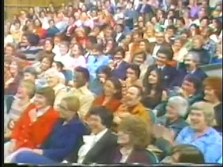 Carol Burnett (1977) A Surprise Performance from an Audience Member