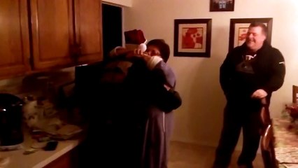 Marine surprises his grandmother for Christmas
