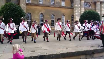 Английский народный танец (Morris dance)