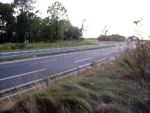 Suzuki GSX-R 1000 K5 mit MIVV GP ohne DB-Killer kleiner Wheelie