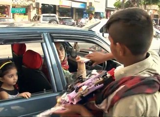 11سالہ عدنان کی یہ عید بھی دو وقت کی روٹی کا انتظام کرتے گزر گئی