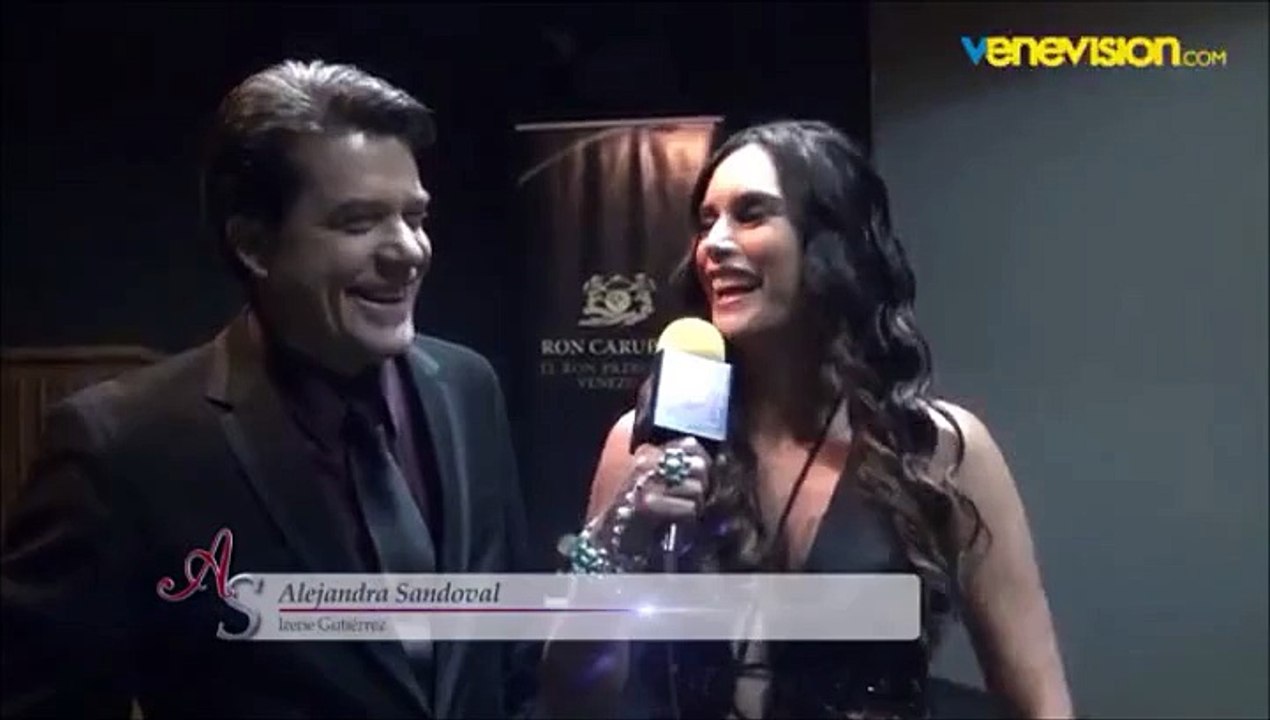 Miguel De León en Alfombra Roja de Amor Secreto