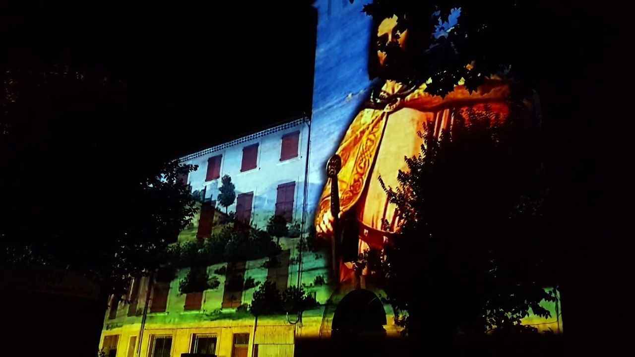 Pertuis ville lumières