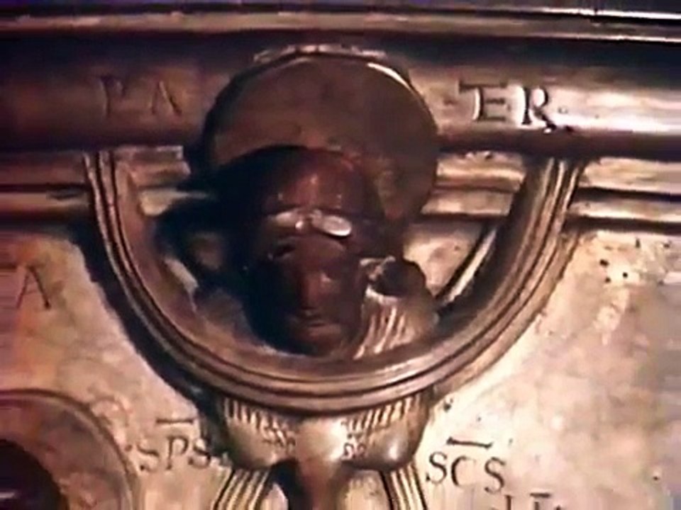 03 Le Temps des Cathédrales   Dieu est Lumière   (G Duby) 1978