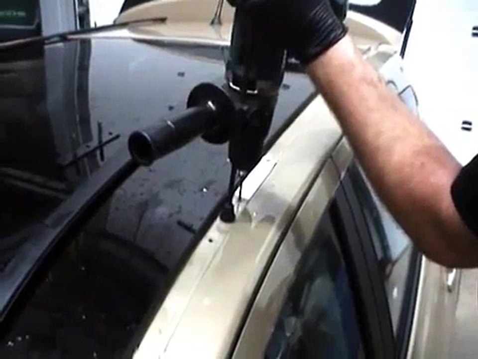 Nissan Qashqai Roof Bars fitted at 4x4at.com