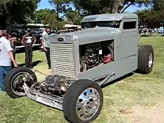 Sneaky Pete - 1950 Peterbilt Hot Rod Semi - MyRideisMe.com
