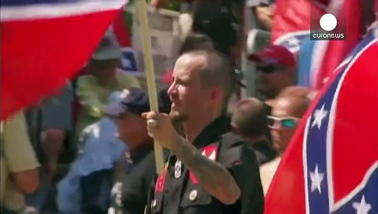 Usa: manifestazione KKK in South Carolina, i 50 estremisti contestati a Columbia