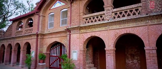 'Baankey ki Crazy Baraat' Official TRAILER _ Raajpal Yadav_ Sanjay Mishra