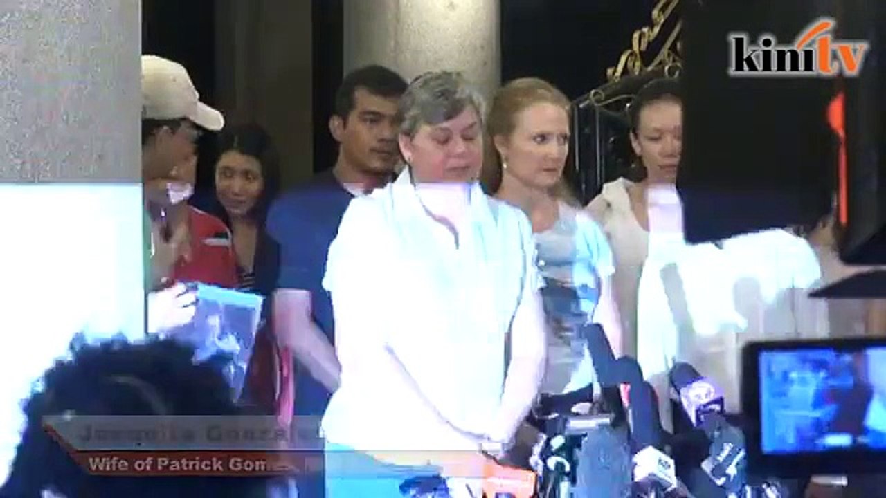 MH370 Families: "That's not the right way"