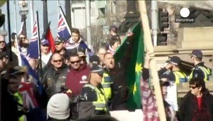 Australien: Ausschreitungen zwischen Nationalisten und Antirassimus-Aktivisten