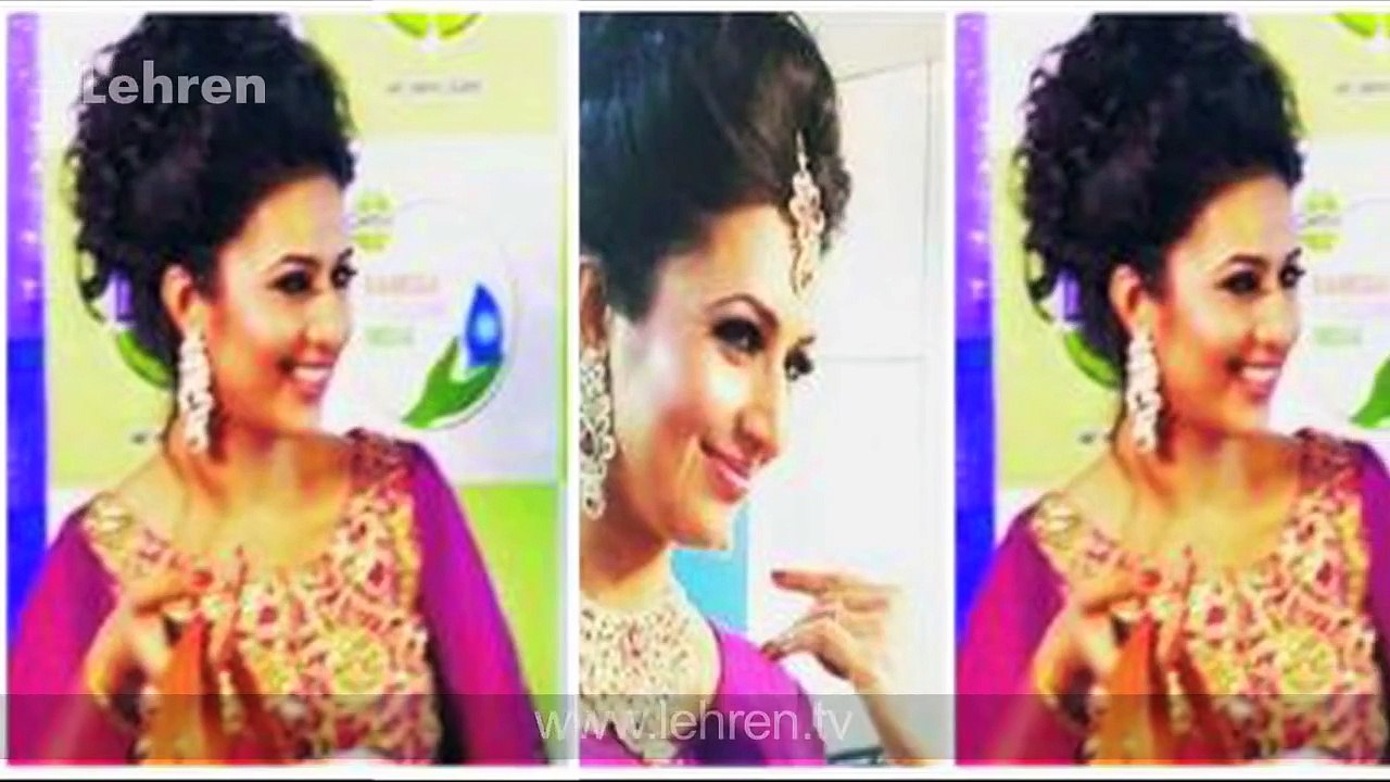 Divyanka LOSES Expensive Jewellery _ Star Parivaar Awards 2015 _ Star Plus