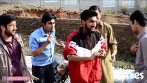 Khujlee Vines - Desi people fighting