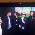 Louis and the boys being interviews at the #BBMAs 2015 Billboard Music Awards