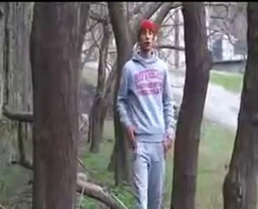 Mutsuz Crew-  ''SENSIZLIK Ölumden Beter '' 2010 Amatör Çekım EMEGE SAYGI....DAMAR ARABESK RAP