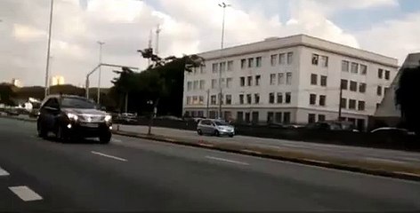 Viatura da Rota capotando