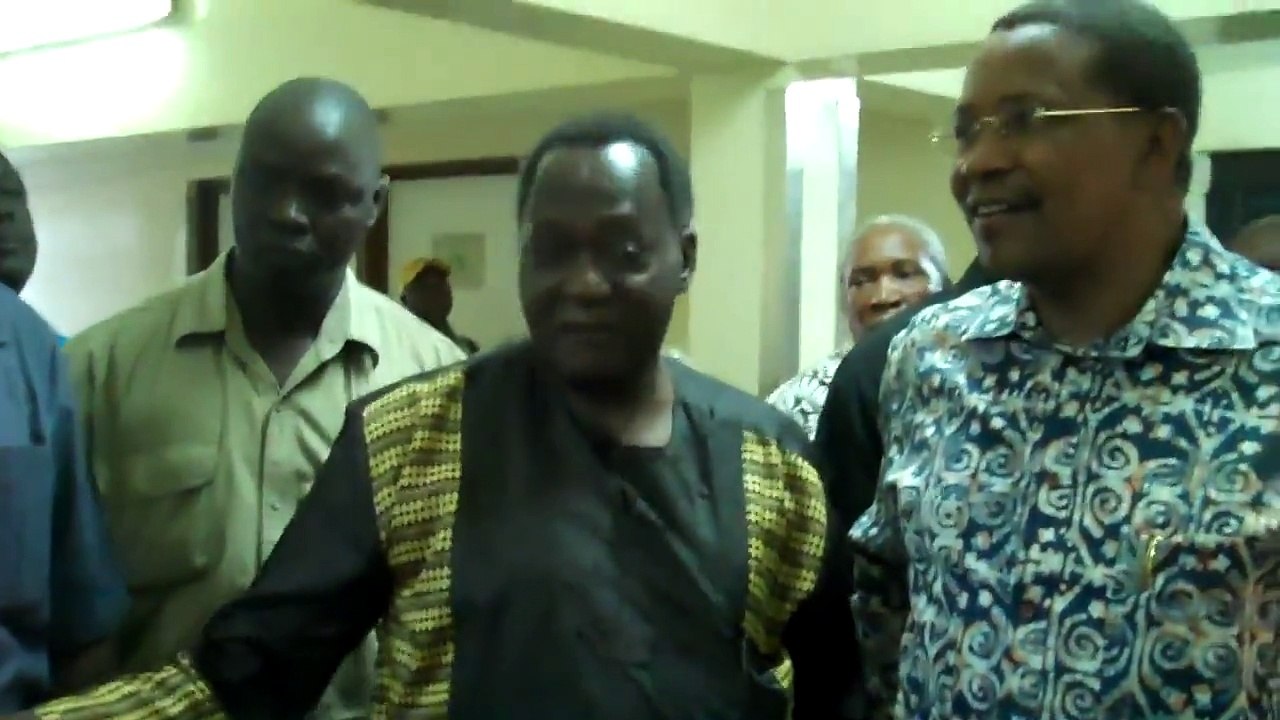President Kikwete visit to Muhimbili hospital (Michuzi Blog)