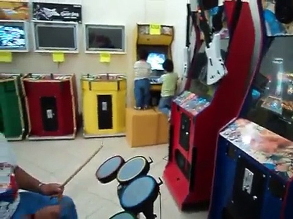 Máquina Guitar Hero por Créditos para 1 Guitarra y 1 Batería