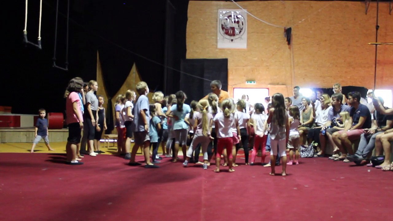 Video 11 Tutti chant